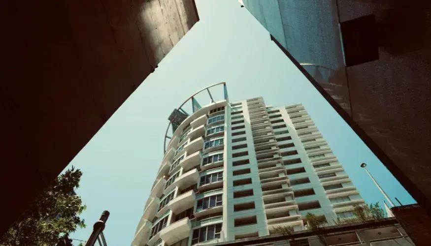 Aluguéis de temporada dominam lançamentos imobiliários em Florianópolis